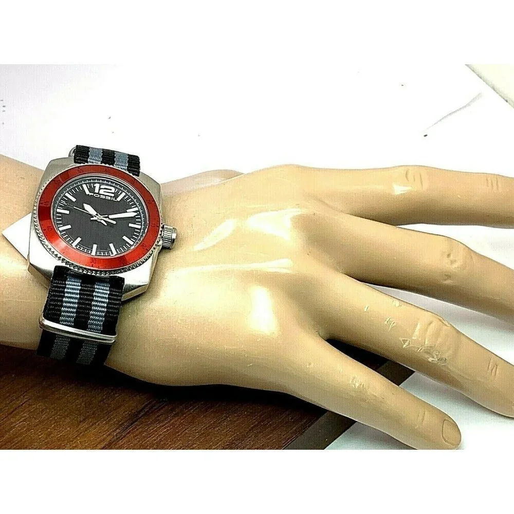 Fossil Men's Watch WB1042 Quartz Red Bezel 38mm Black Gray Nylon NATO St…